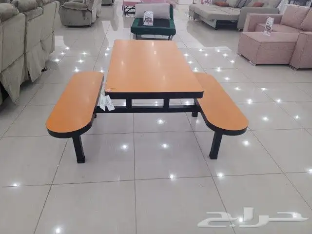 طاولات مطاعم 0