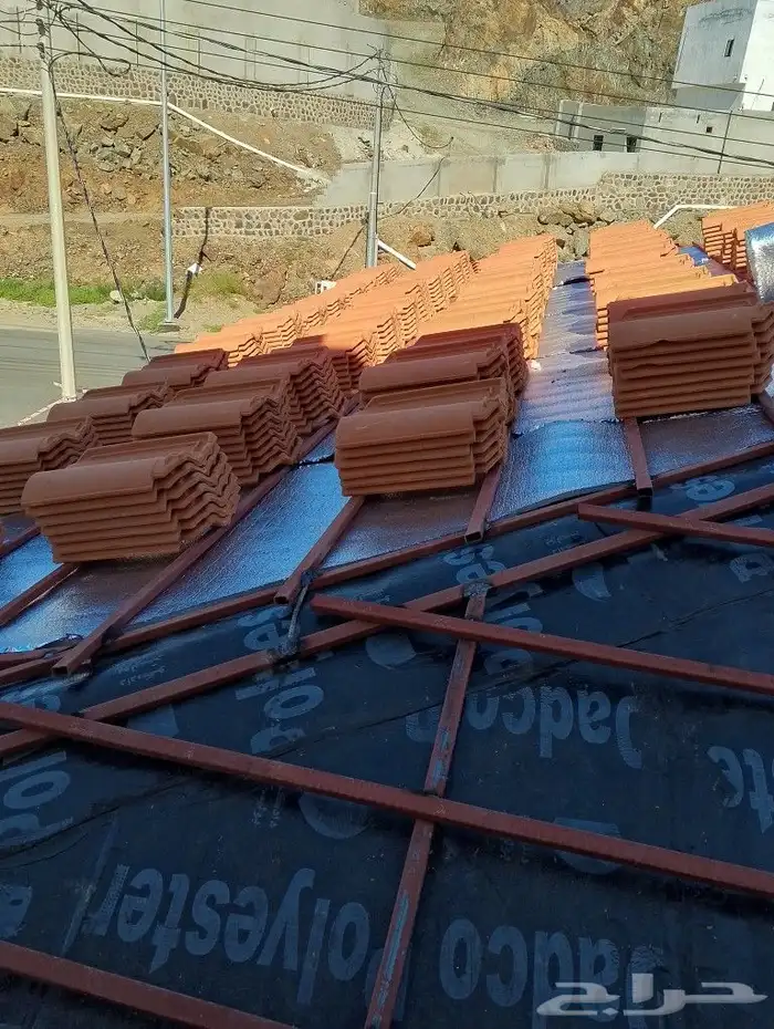 قرميد أحمر 2