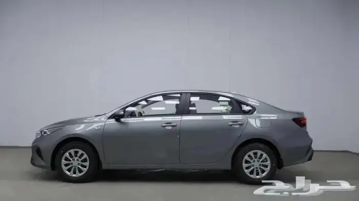 كيا سيراتو 2024 ستاندر كاش واقساط 3