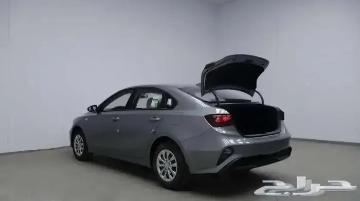 كيا سيراتو 2024 ستاندر كاش واقساط 4