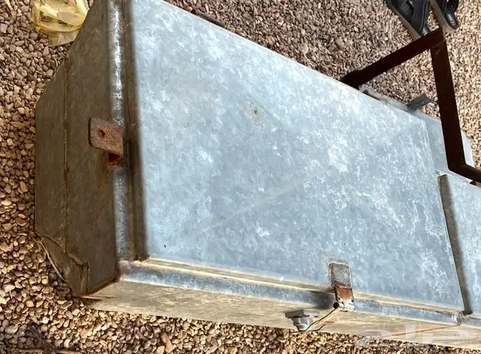 للبيع تانكي ماء للجيب الشاص 3