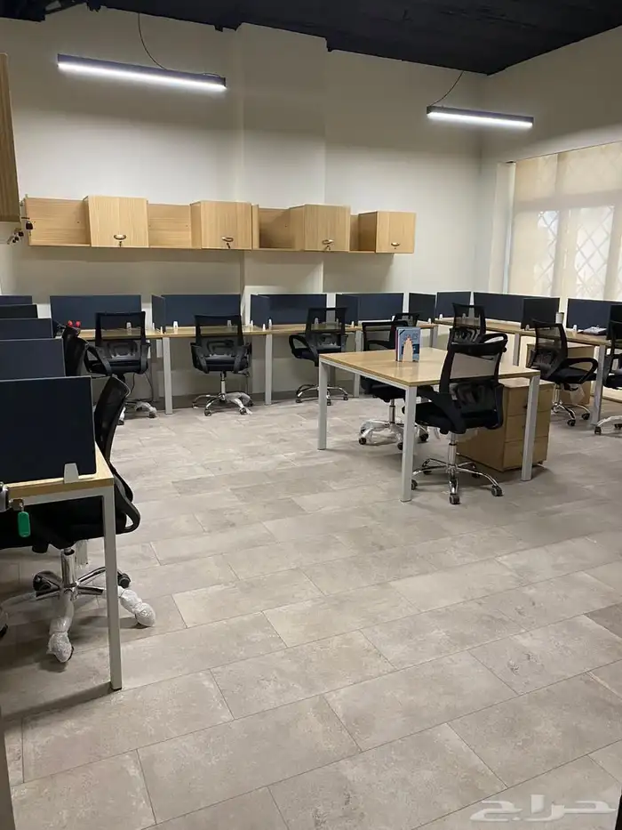 مكاتب إدارية للإيجار 1