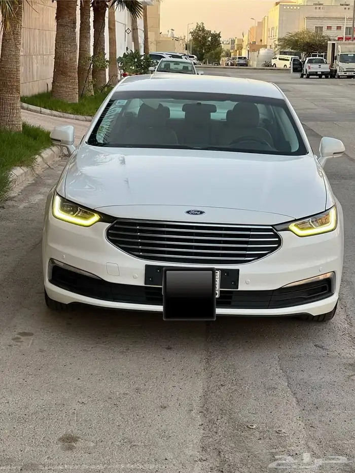 فورد تورس 2020 ممشى السياره 71 الف (تم البيع) 2