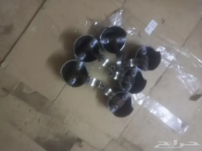 قطع غيار ماكينه ياماها 75 للبيع 4