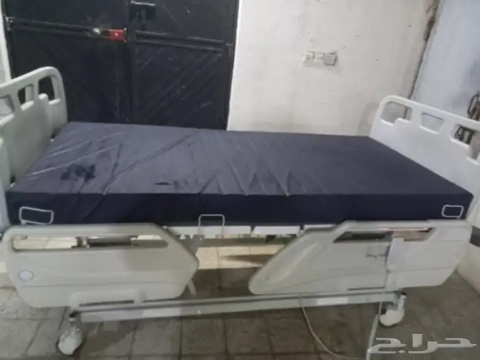 سرير طبي كهربائي 4