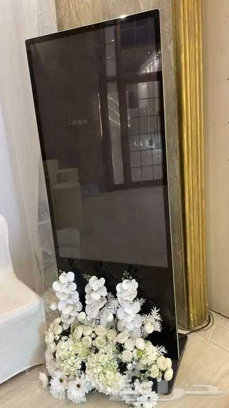 شاشات طولية للايجار 0