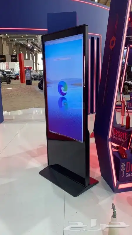 شاشات طولية للايجار 1