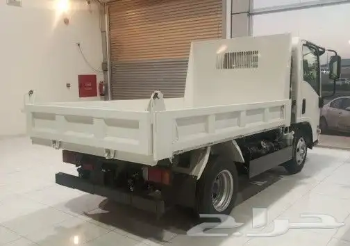 ايسوزو قلاب 3 طن 2025 2