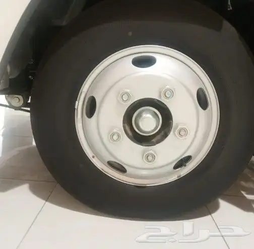 ايسوزو قلاب 3 طن 2025 5