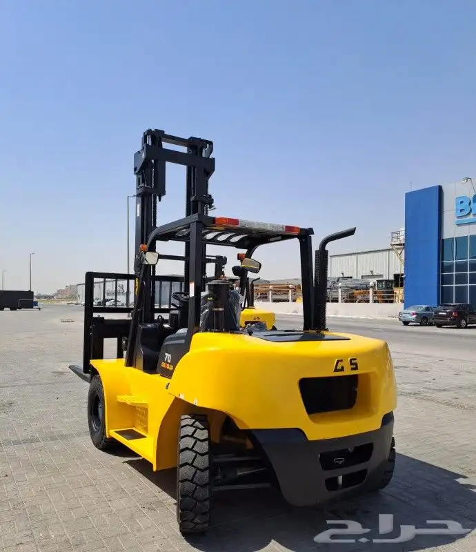 فوركلفت للإيجار الرياض رافعه شوكيه للإيجار اليومي شهري تنزيل 1