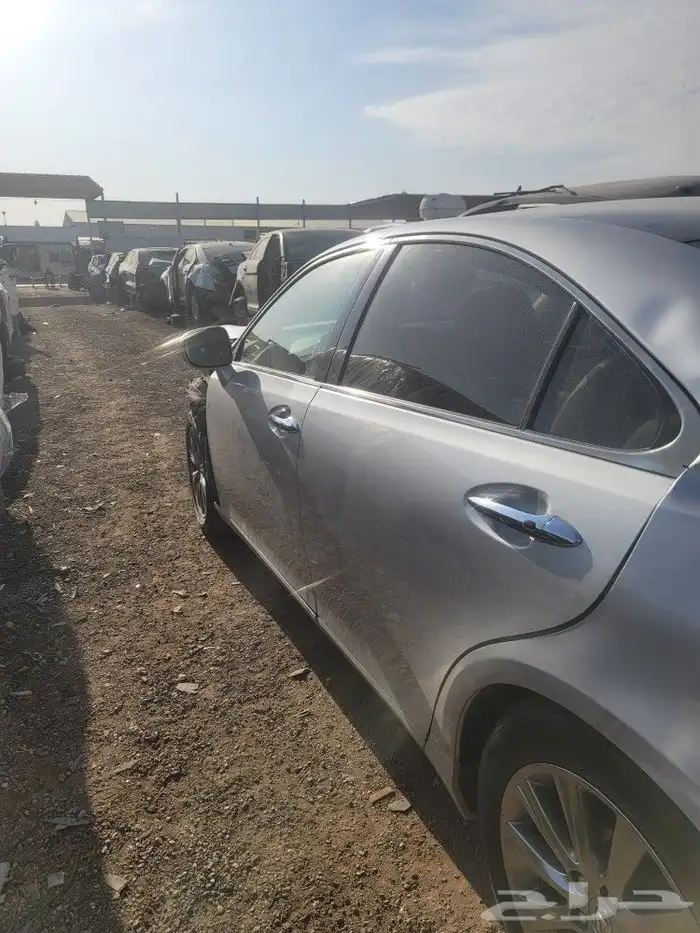 قطع غيار لكزس ES350موديل 2009 4