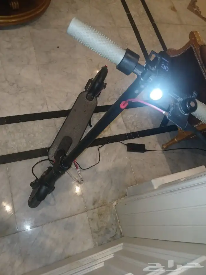 سكوتر ذكي 600ريال شوزات بوما كوكاكولا فيراري فاخر 0