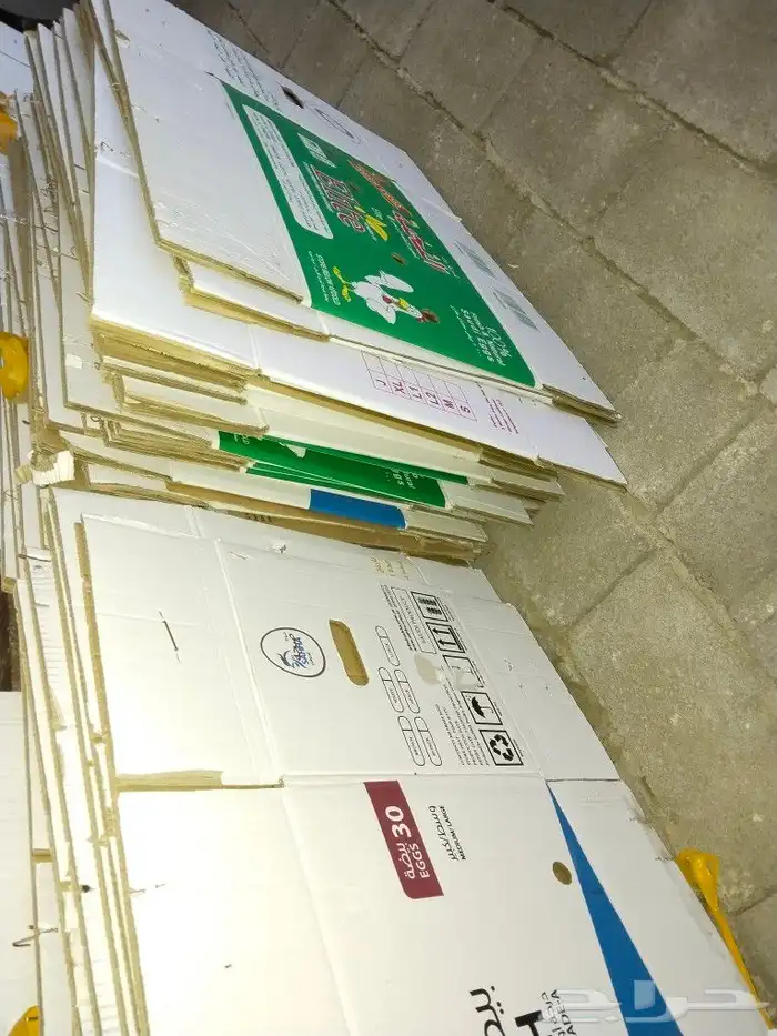 كراتين بيض للبيع حق العفش 4