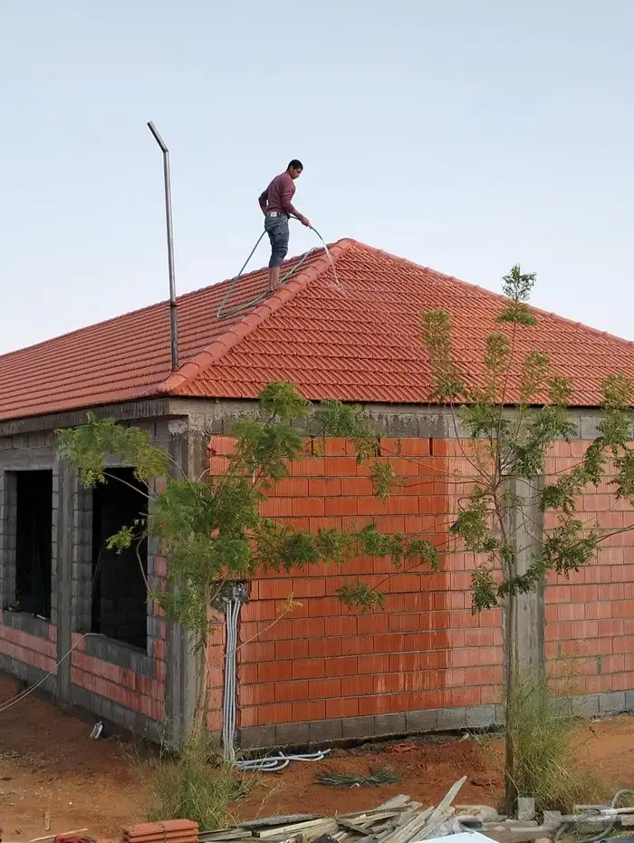 أبو محمد لتوريد وتركيب جميع أنواع القرميد 4