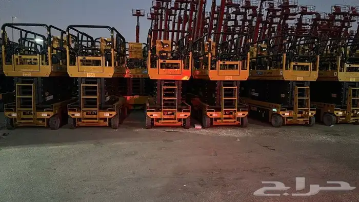 سيزر لفت ومان لفت و رافعات شوكيه للايجار بجدة 2