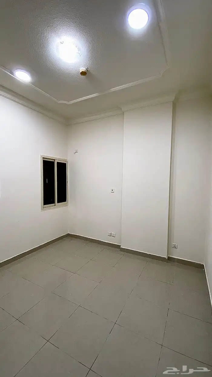 شقة سكنية للايجار بحي الفيصلية الدمام 3