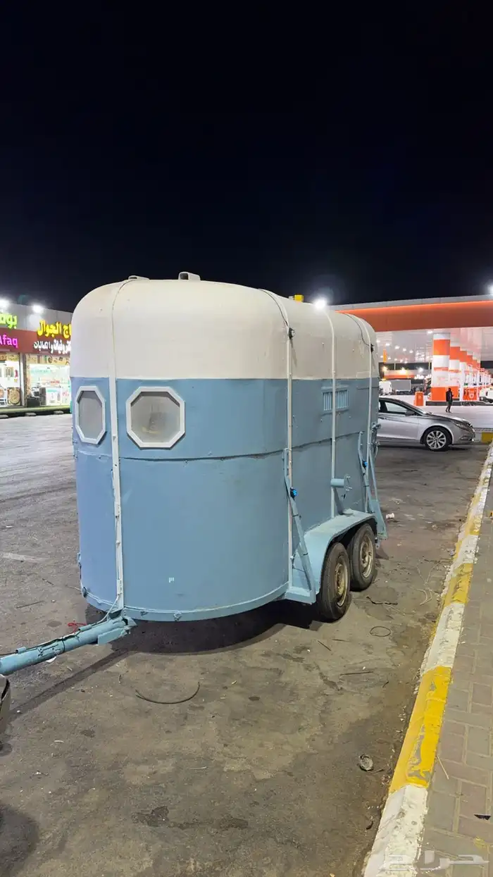 عربة نقل خيل راسين اوربيه 0