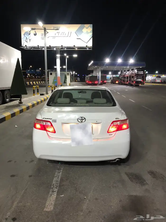 كامري 2009 قير عادي ممشى 97 الف 0