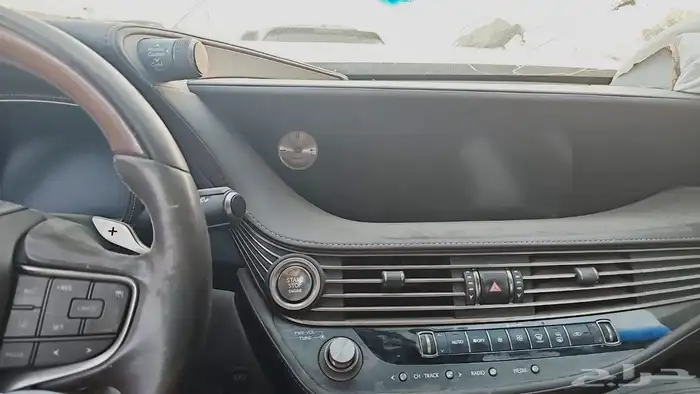 لكزس LS 350 تشليح قطع غيار فقط 2