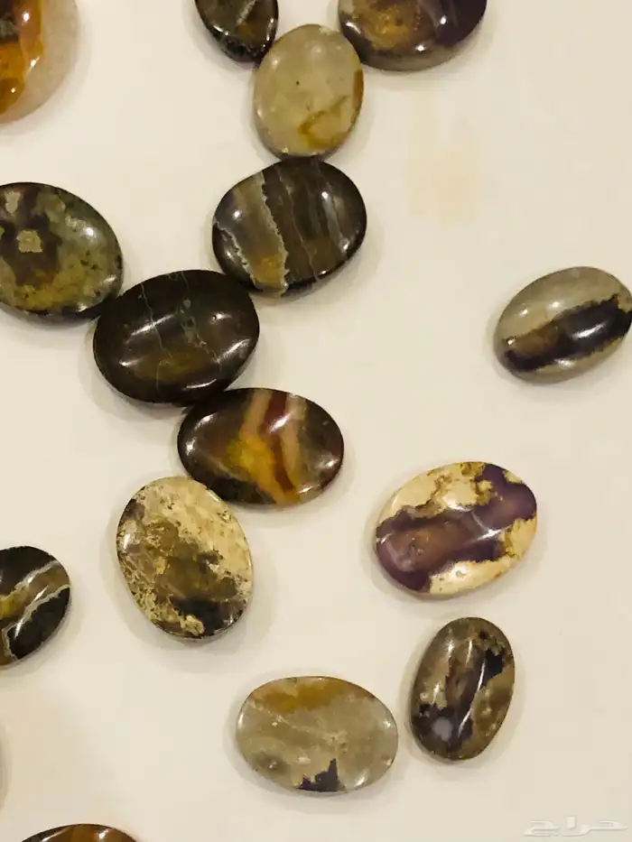 مجموعة من أحجار العقيق الخرائطي مشغولة ومصقولة فصوص 6