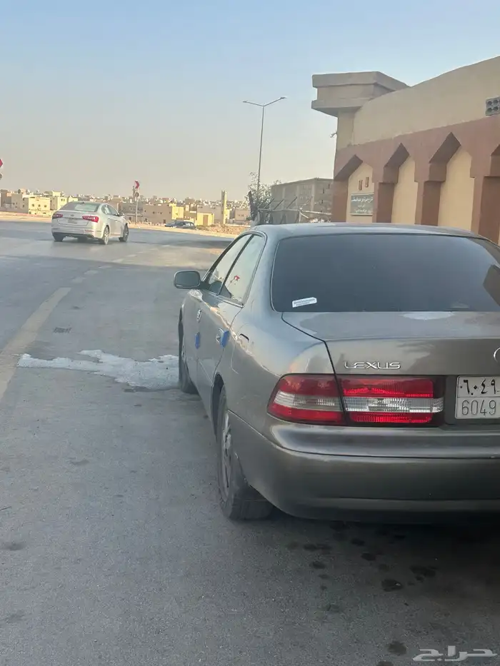 لكزس 300 ES موديل1999 4