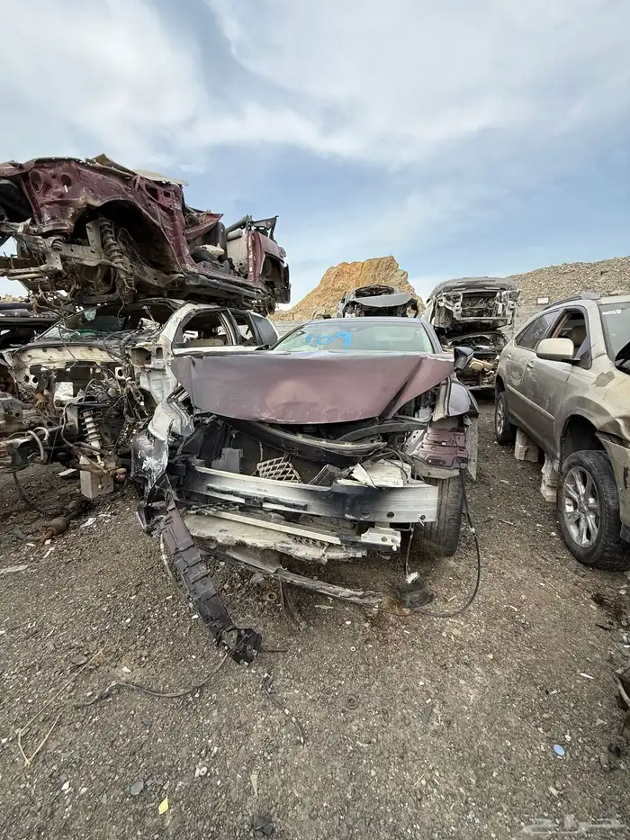 لكزس LS 350 تشليح قطع غيار فقط 10