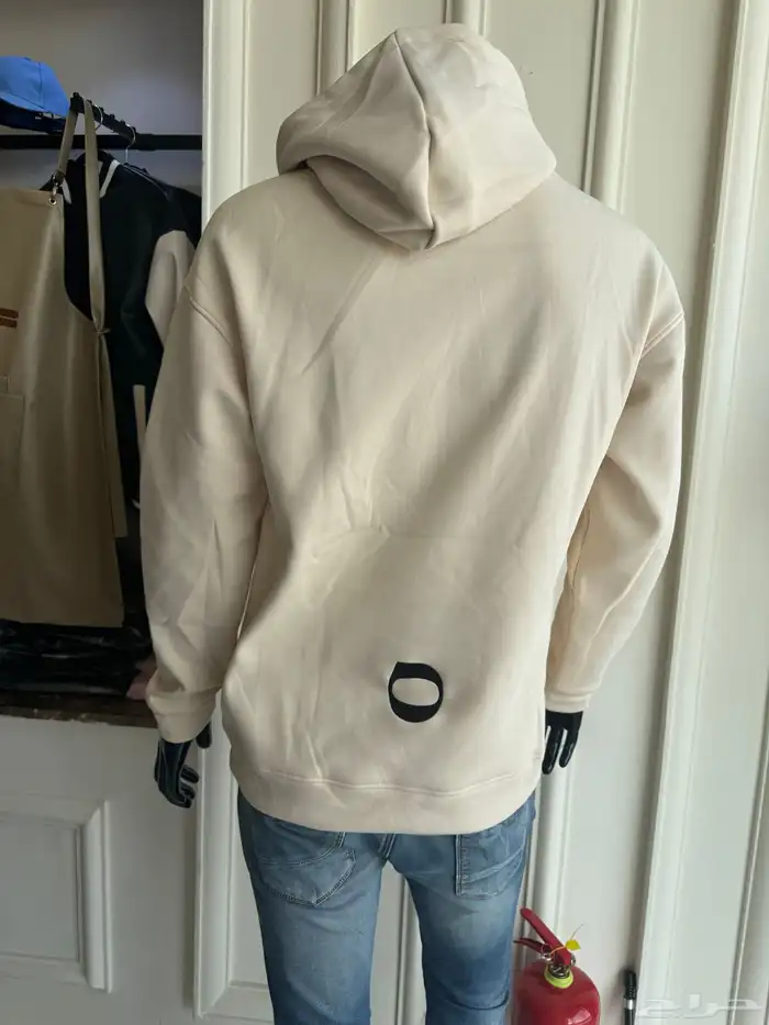 تطريز وتفصيل على جميع الأزياء للشركات والمؤسسات والافراد 21