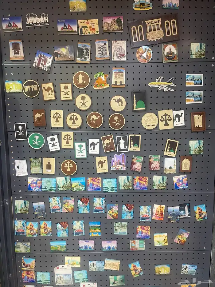 نقش -نحت -على الخشب و اكريلك - مداليات - الايكسسوارات 75