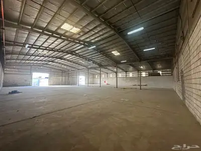 مستودع للايجار بحي النخيل 15