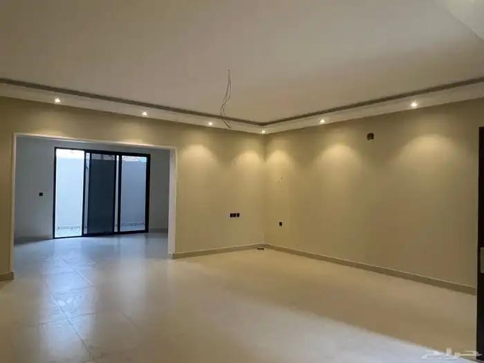 فلة 437 متر منفصل للبيع بشراع 7