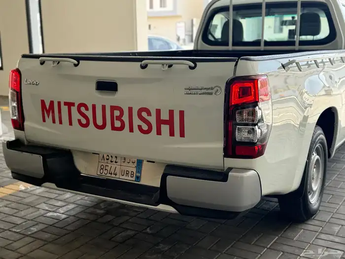 (تم البيع) ميتسوبيشي L200 غمارة بنزين موديل 2020 نظيف جدا 4