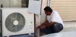 سباك الطايف بسيارته 4