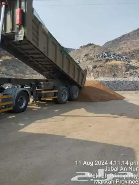 توريد جميع انواع البطحاء والاسمنت ونقل الدمار 5