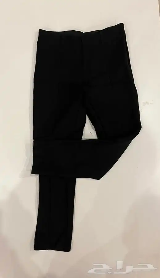 ملابس أطفال متنوعة استعمال خفيف شبه جديدة 22