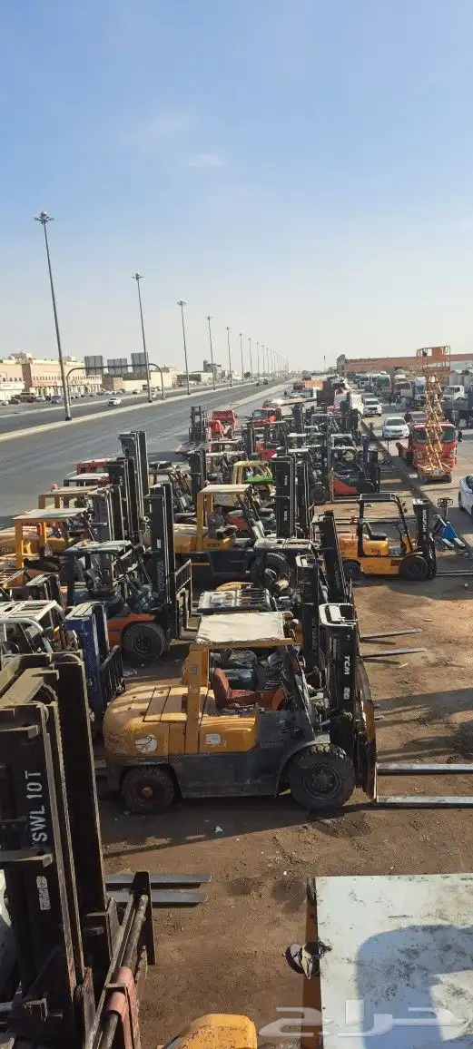 للإيجار جميع انواع الروافع الشوكيه 3