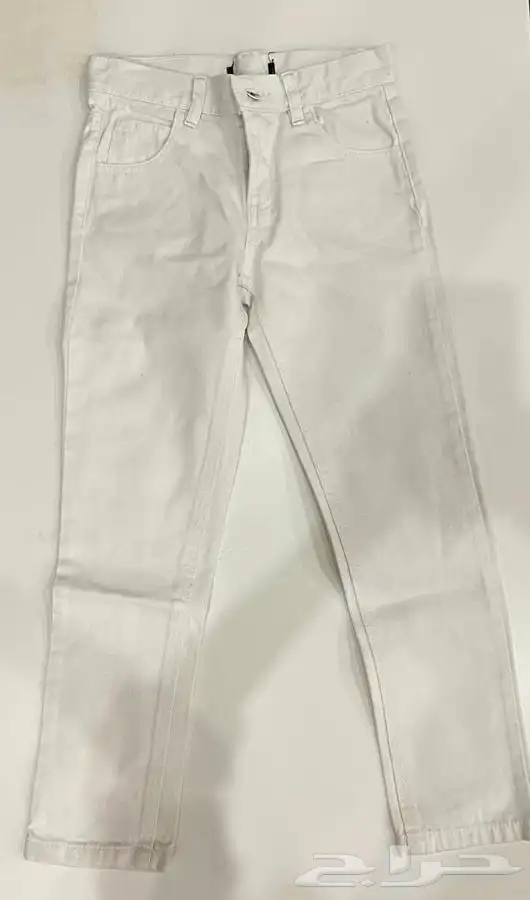 ملابس أطفال متنوعة استعمال خفيف شبه جديدة 39