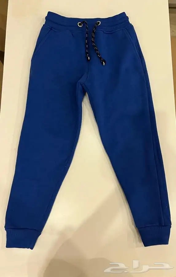 ملابس أطفال متنوعة استعمال خفيف شبه جديدة 41