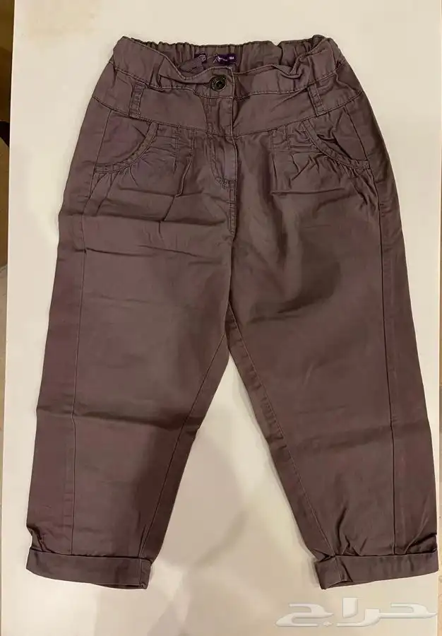 ملابس أطفال متنوعة استعمال خفيف شبه جديدة 38