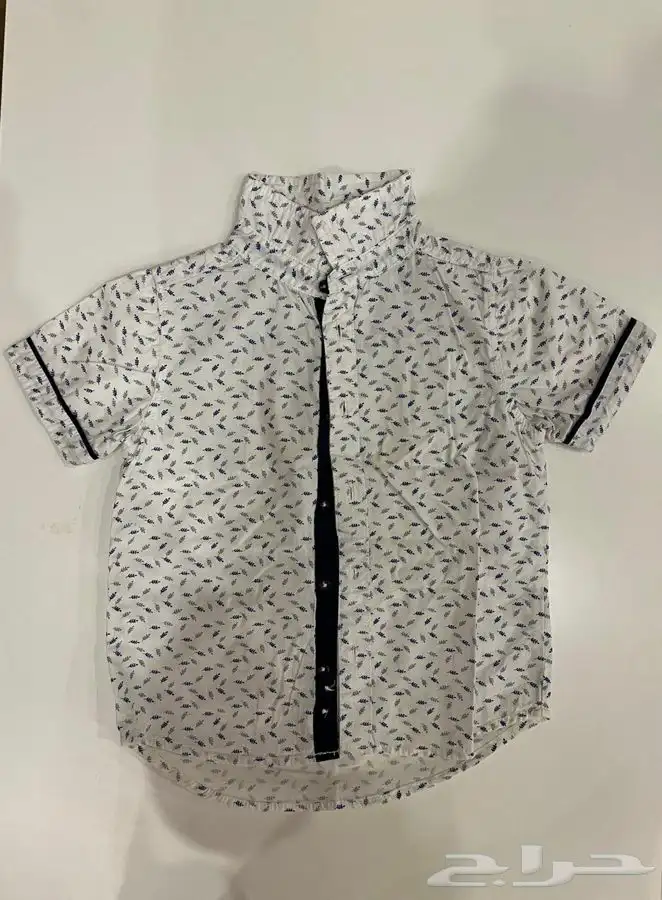 ملابس أطفال متنوعة استعمال خفيف شبه جديدة 62