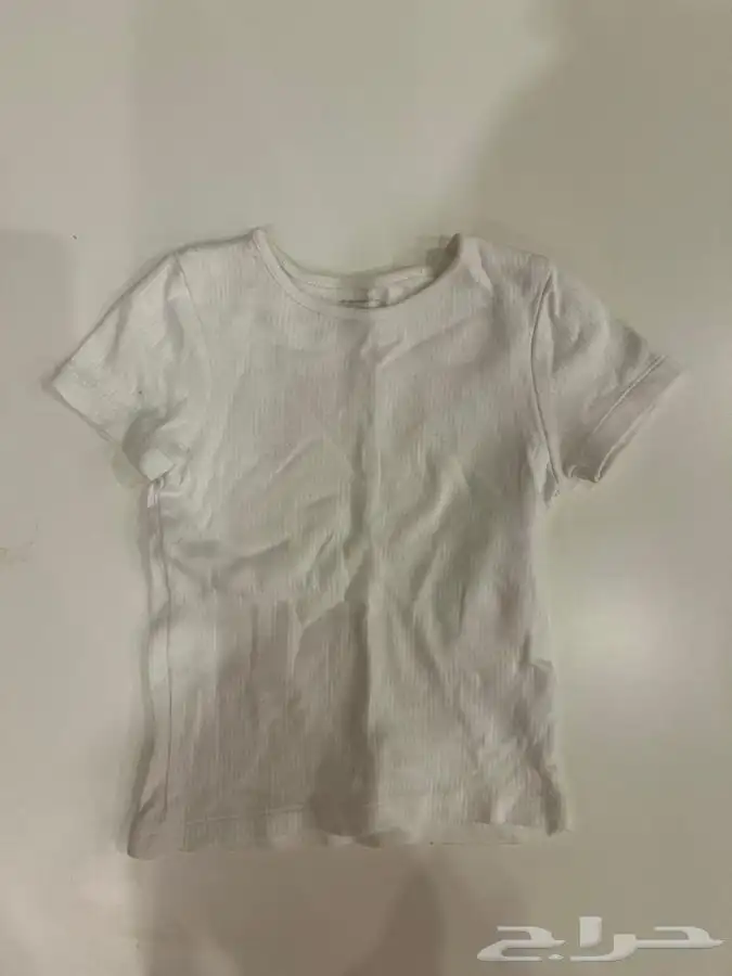 ملابس أطفال متنوعة استعمال خفيف شبه جديدة 60