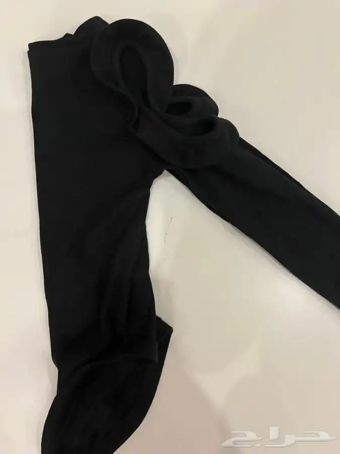 ملابس أطفال متنوعة استعمال خفيف شبه جديدة 51