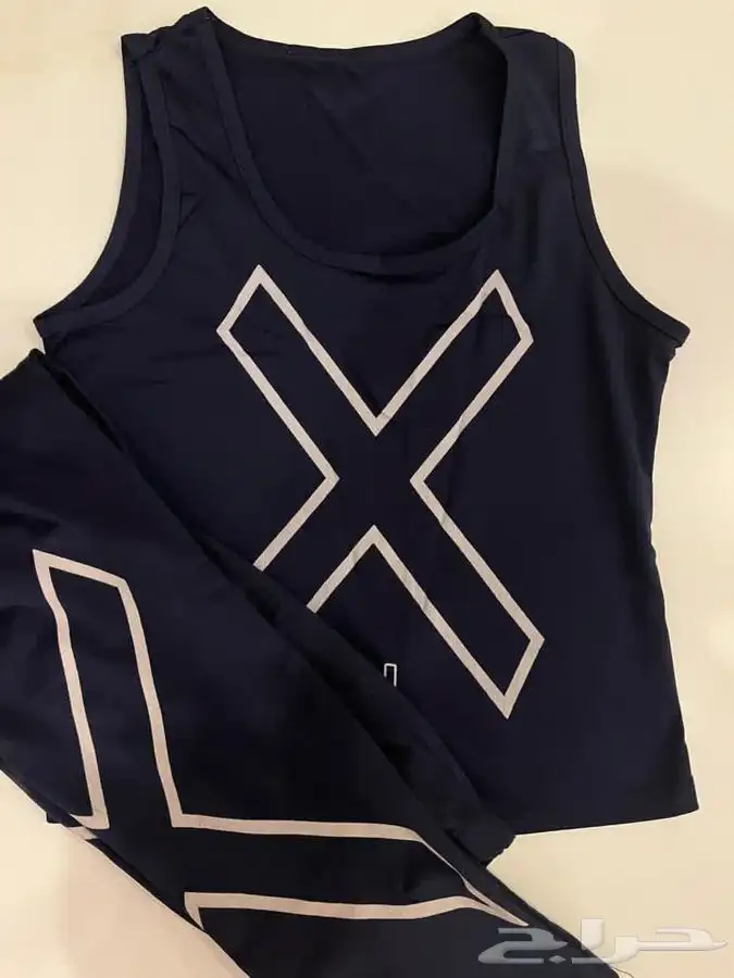 ملابس أطفال متنوعة استعمال خفيف شبه جديدة 45