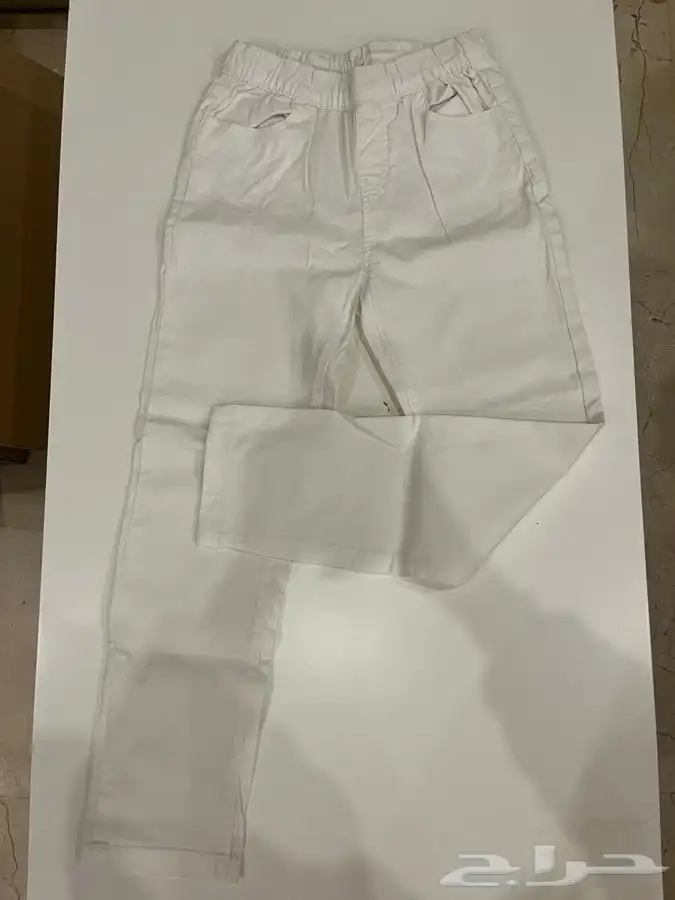 ملابس أطفال متنوعة استعمال خفيف شبه جديدة 23