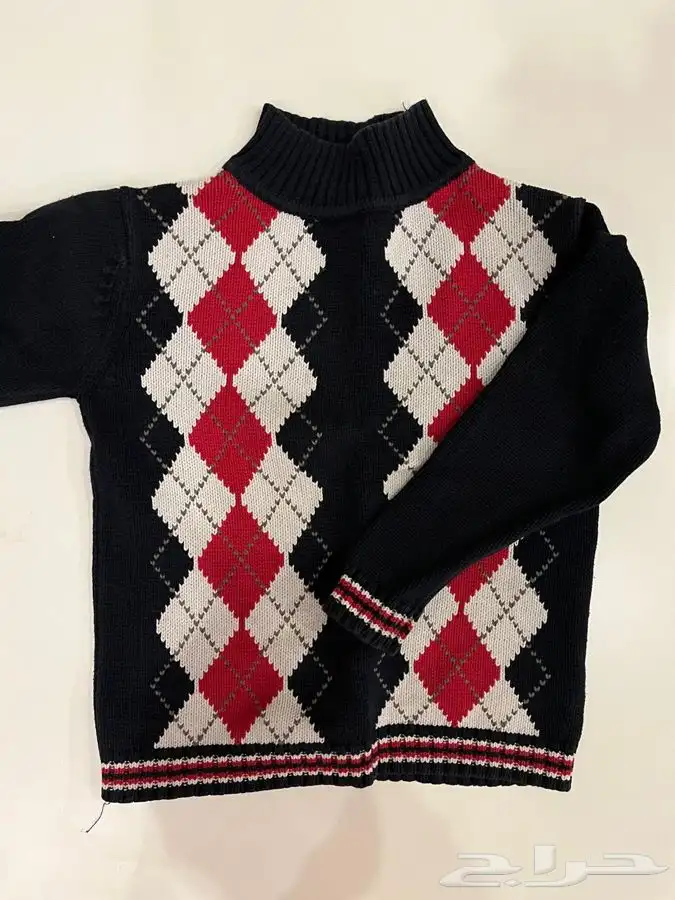 ملابس أطفال متنوعة استعمال خفيف شبه جديدة 52