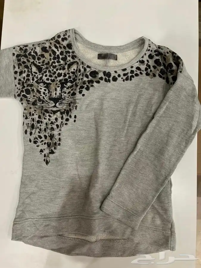 ملابس أطفال متنوعة استعمال خفيف شبه جديدة 72