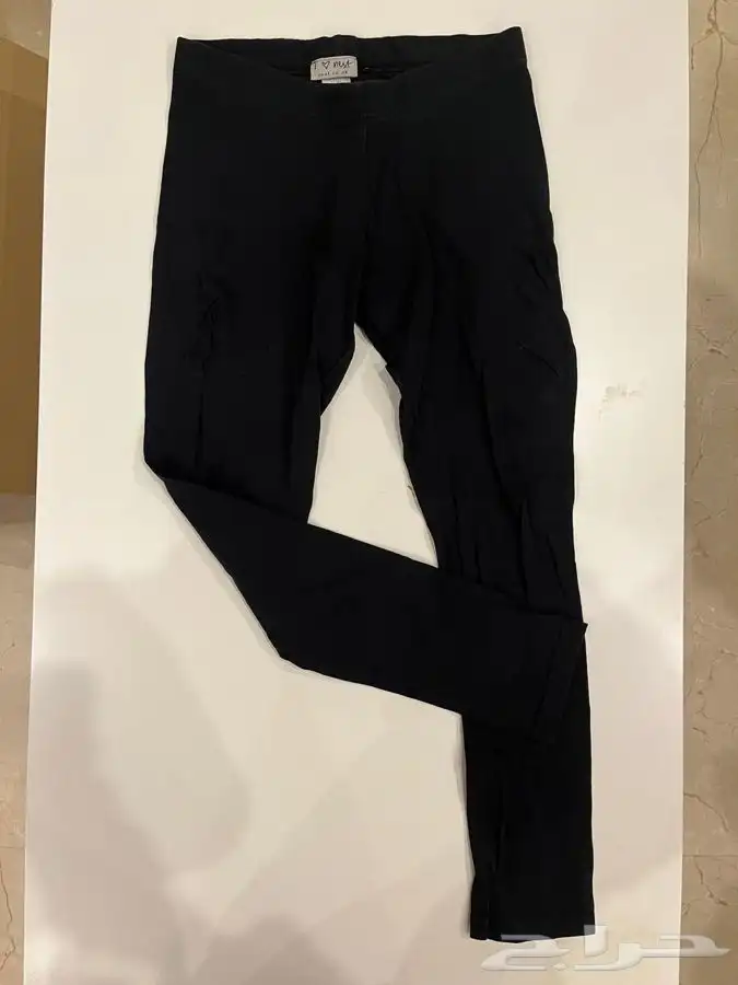 ملابس أطفال متنوعة استعمال خفيف شبه جديدة 3