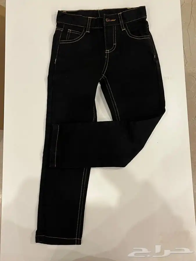 ملابس أطفال متنوعة استعمال خفيف شبه جديدة 18