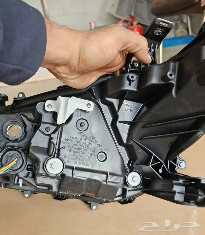 شمعات كامري الاصلي 2023و2022و2021 4