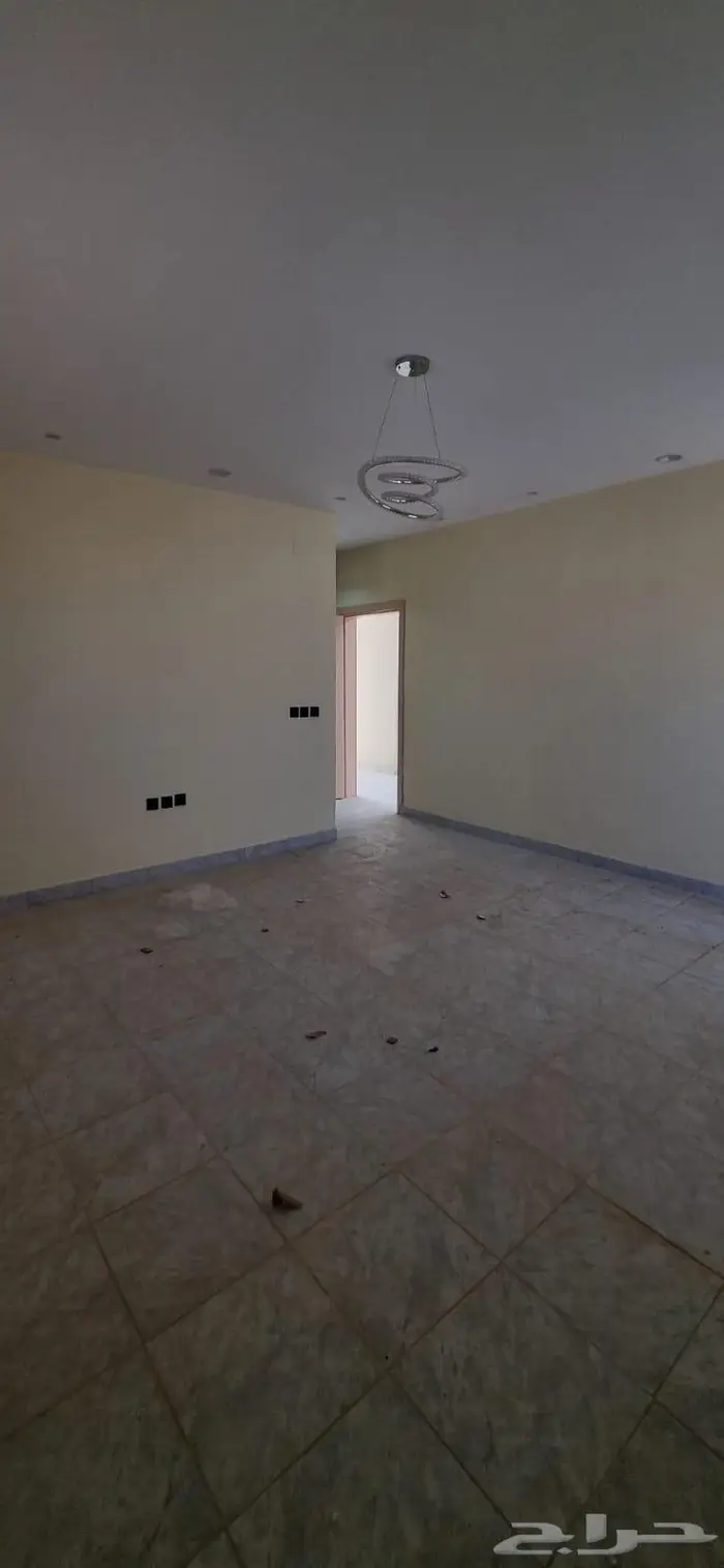 فرصة لا تتكرر فيلا 4 بسعر مميز في جليل ب 8
