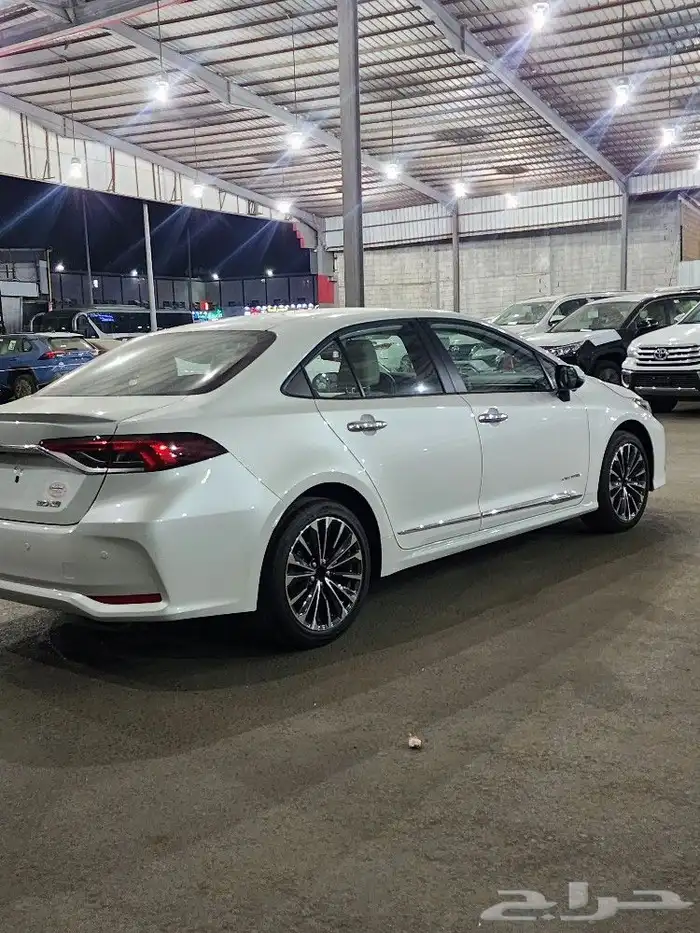 تويوتا كورولا 2.0 مكينه 2025 2